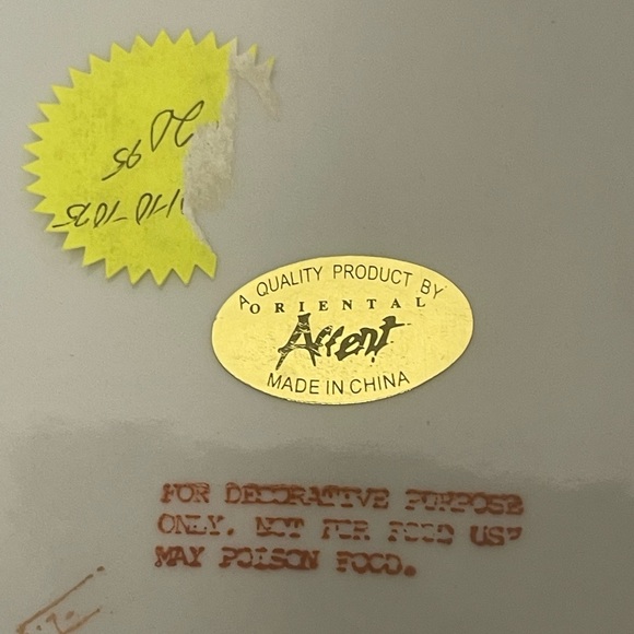 2 Vintage Oriental Accent Decorative Plates  Blue, Gold, Floral, 10" - Picture 4 of 4